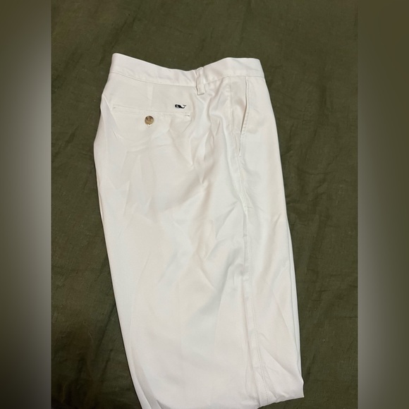 Men’s Vineyard Vines pants - Picture 2 of 3